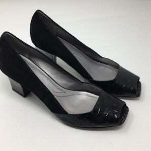 Tahari open toed heels suede black print 6 & 1/2